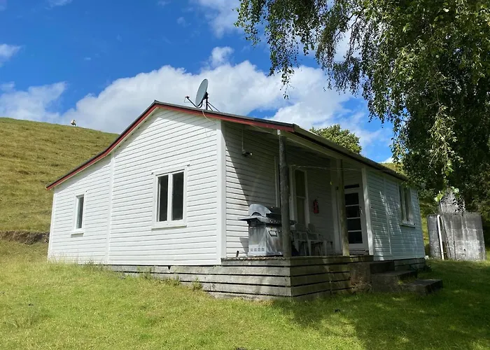 Rustic Cottage Farm Stay